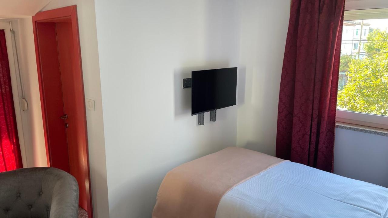 Madonca Rooms & Restaurant Nova Gorica Exteriör bild