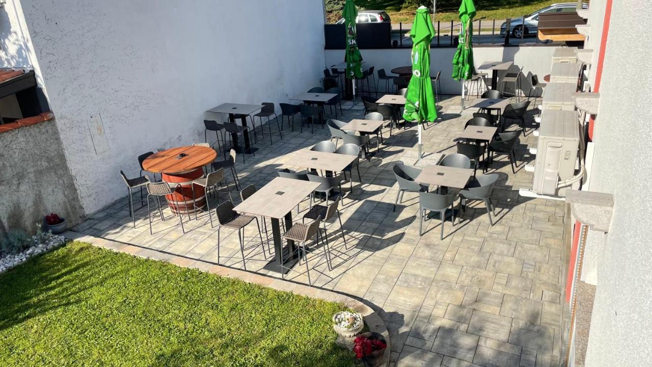 Madonca Rooms & Restaurant Nova Gorica Exteriör bild